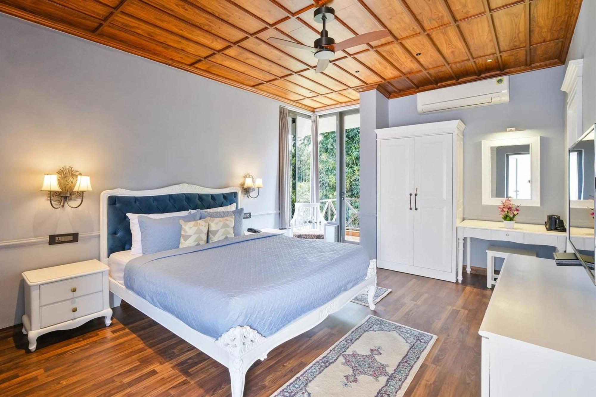 Villa Sierra Sky - Exquisite Elegant 4 Bedroom Villa Ντεχραντούν Εξωτερικό φωτογραφία